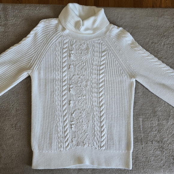 RW&CO knit turtleneck sweater size medium - Picture 4 of 12